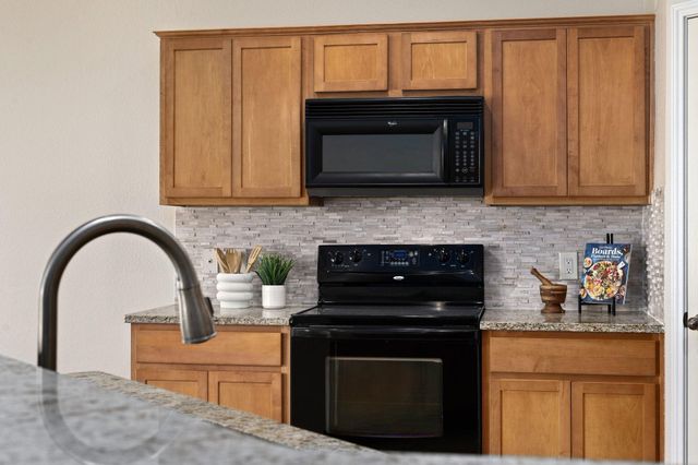 7817 Squirrel Hollow DR, Georgetown, TX 78628