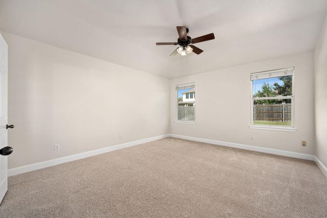 7817 Squirrel Hollow DR, Georgetown, TX 78628