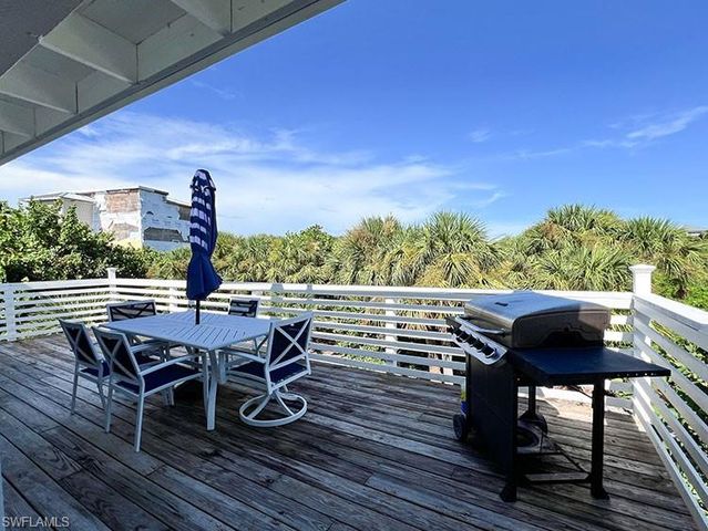 4561 Smugglers DR, Upper Captiva, FL 33924