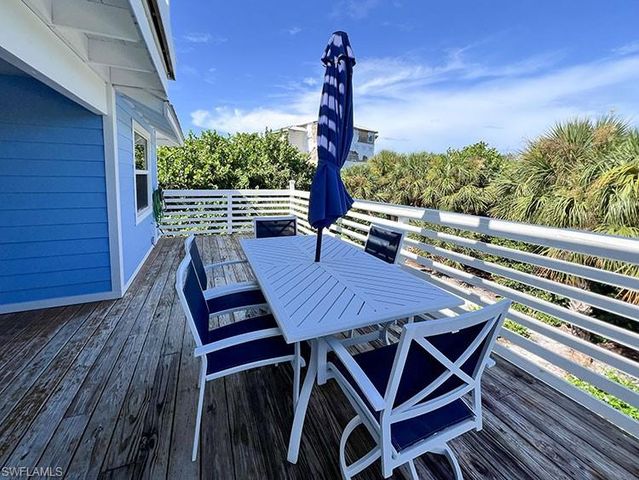 4561 Smugglers DR, Upper Captiva, FL 33924