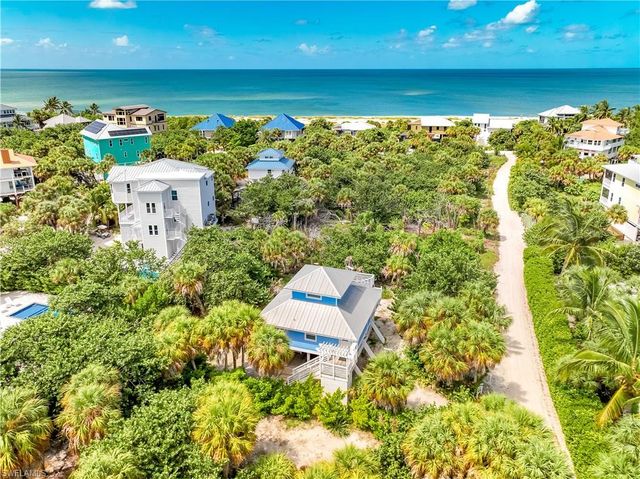 4561 Smugglers DR, Upper Captiva, FL 33924