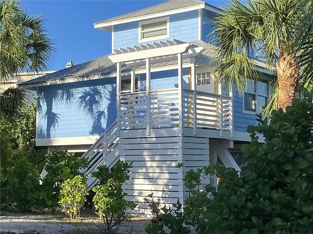 4561 Smugglers DR, Upper Captiva, FL 33924