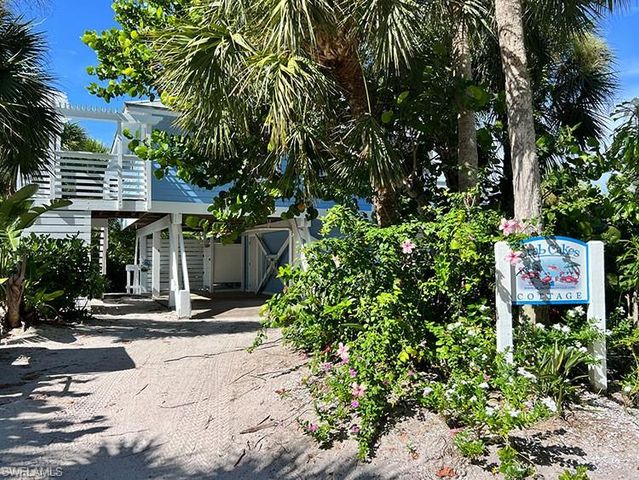 4561 Smugglers DR, Upper Captiva, FL 33924