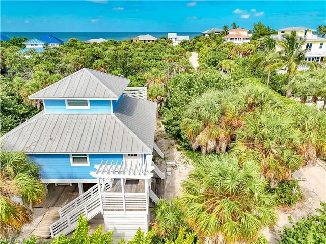 4561 Smugglers DR, Upper Captiva, FL 33924