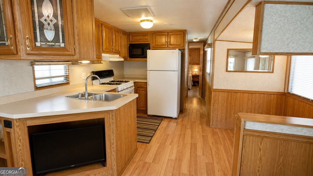 110 Admiral Drive, Hartwell, GA 30643 — photo 2