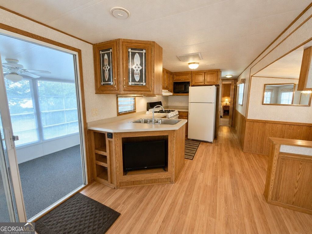 110 Admiral Drive, Hartwell, GA 30643 — photo 3