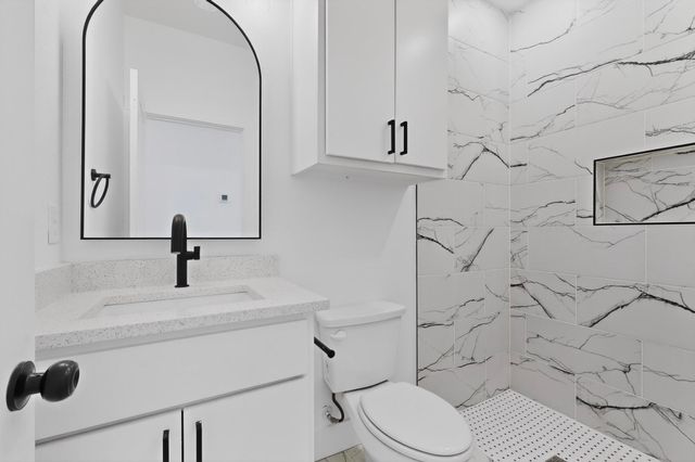 126 Blue Jay Lane, Mabank, TX 75156