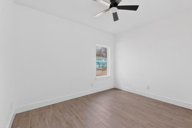 126 Blue Jay Lane, Mabank, TX 75156