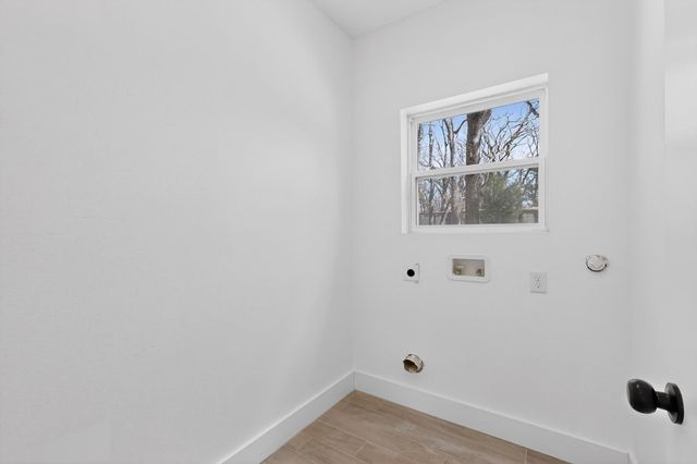 126 Blue Jay Lane, Mabank, TX 75156