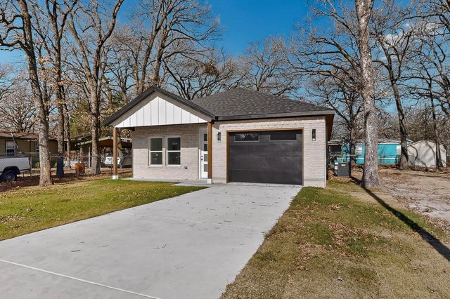 126 Blue Jay Lane, Mabank, TX 75156
