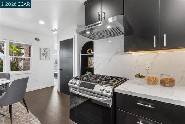 18417 Milmar Blvd, Castro Valley, CA 94546