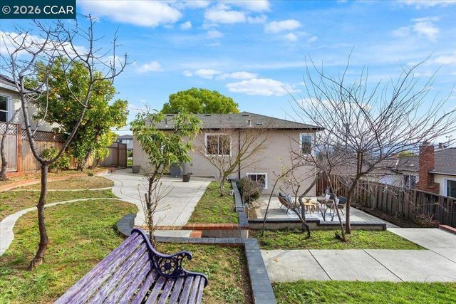 18417 Milmar Blvd, Castro Valley, CA 94546
