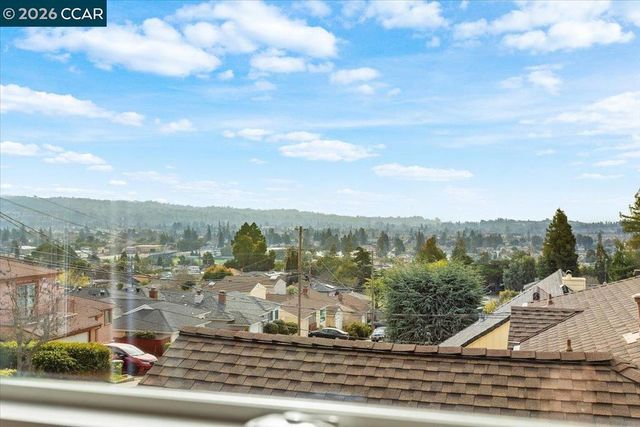 18417 Milmar Blvd, Castro Valley, CA 94546