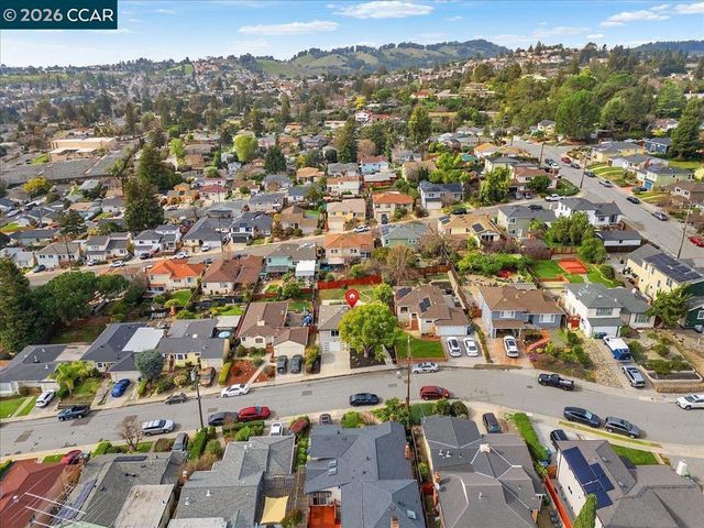 18417 Milmar Blvd, Castro Valley, CA 94546