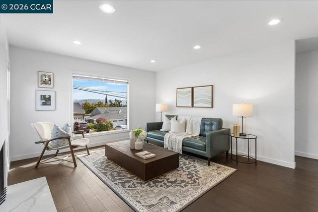 18417 Milmar Blvd, Castro Valley, CA 94546