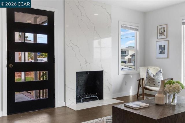 18417 Milmar Blvd, Castro Valley, CA 94546