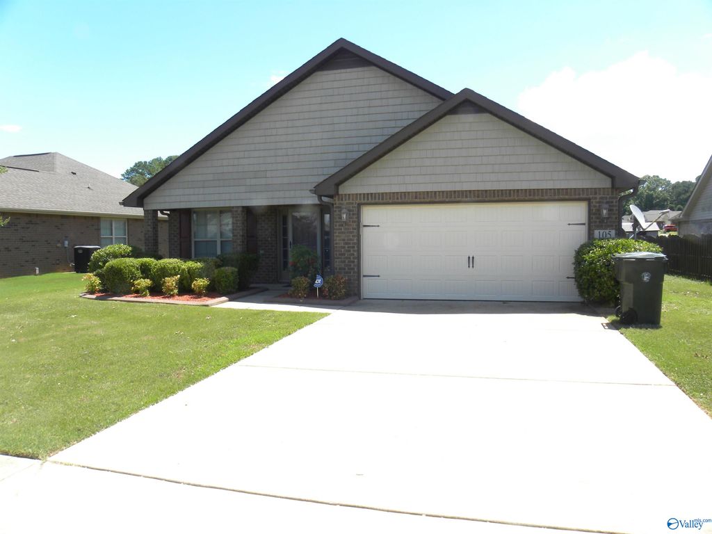 105 Chadswalk Lane, Madison, AL 35756