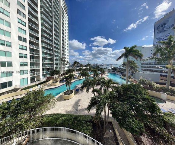 244 Biscayne Boulevard 3106, Miami, FL 33132