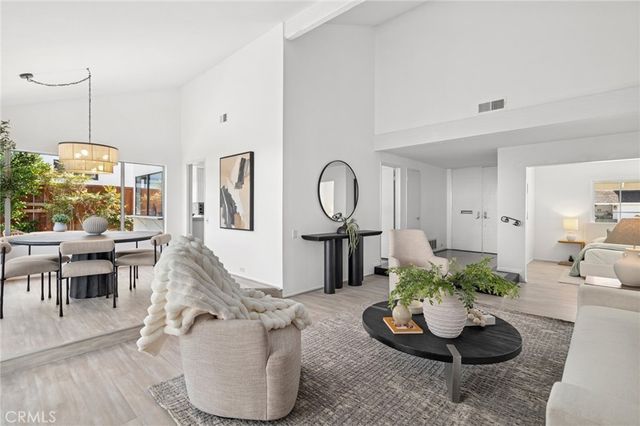 2030 Port Weybridge, Newport Beach, CA 92660