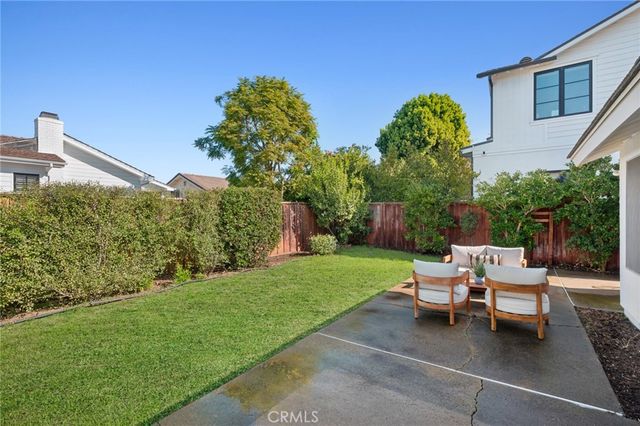 2030 Port Weybridge, Newport Beach, CA 92660