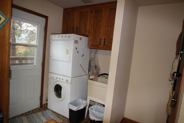 340 Mariposa Drive, Pierpoint Springs, CA 93265