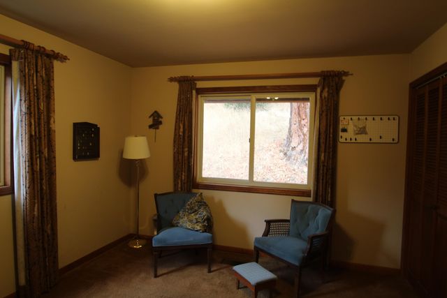 340 Mariposa Drive, Pierpoint Springs, CA 93265