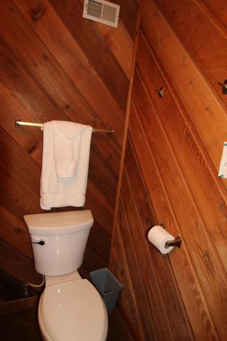 340 Mariposa Drive, Pierpoint Springs, CA 93265