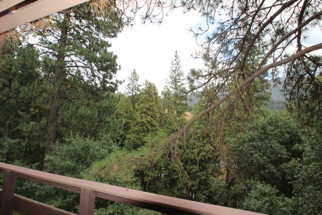 340 Mariposa Drive, Pierpoint Springs, CA 93265