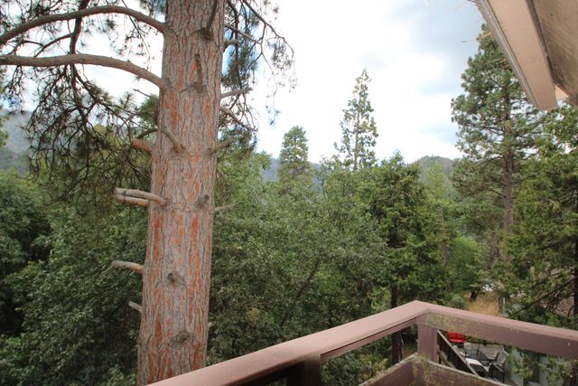 340 Mariposa Drive, Pierpoint Springs, CA 93265