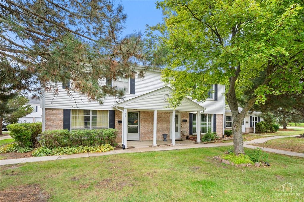 753 Moore Drive 753, Elk Grove Village, IL 60007 — photo 2