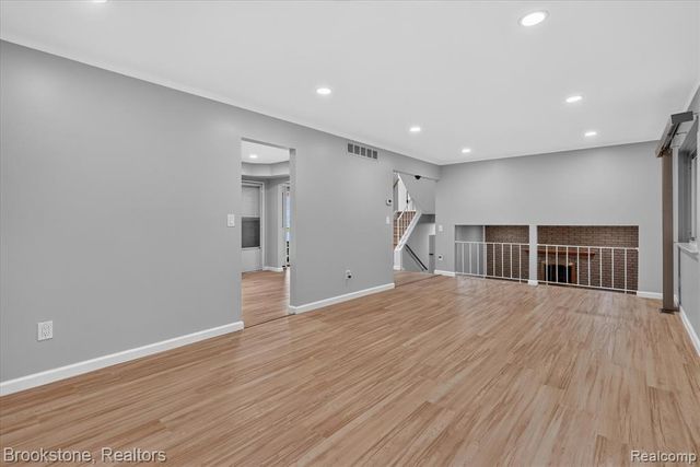 39795 Waldorf Drive, Clinton Township, MI 48038