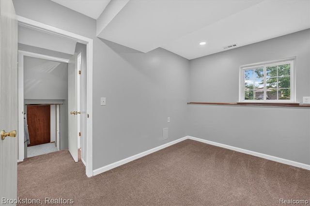 39795 Waldorf Drive, Clinton Township, MI 48038