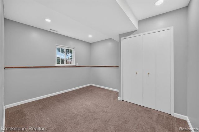 39795 Waldorf Drive, Clinton Township, MI 48038