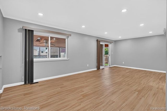 39795 Waldorf Drive, Clinton Township, MI 48038