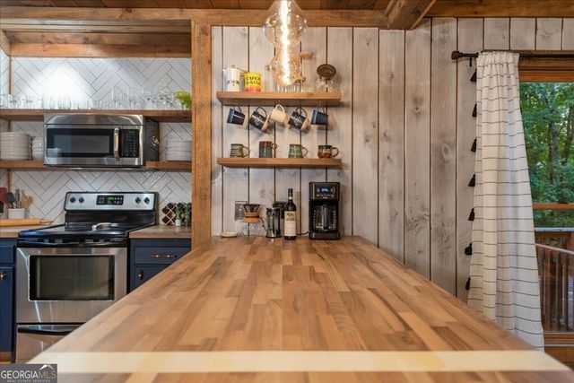 126 Brookwood Drive, Blue Ridge, GA 30513