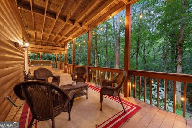 126 Brookwood Drive, Blue Ridge, GA 30513