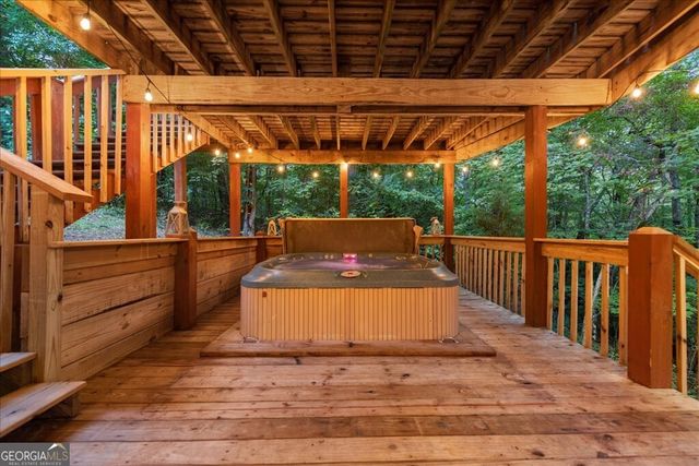 126 Brookwood Drive, Blue Ridge, GA 30513