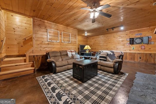 126 Brookwood Drive, Blue Ridge, GA 30513