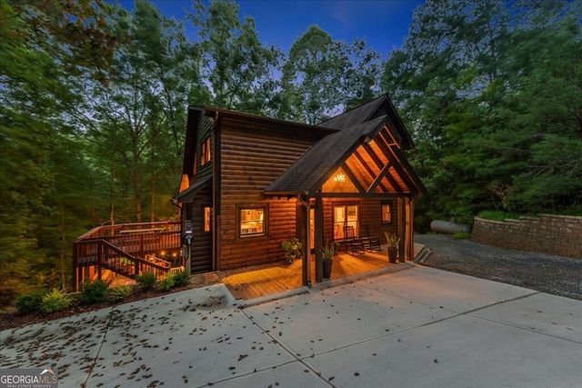 126 Brookwood Drive, Blue Ridge, GA 30513