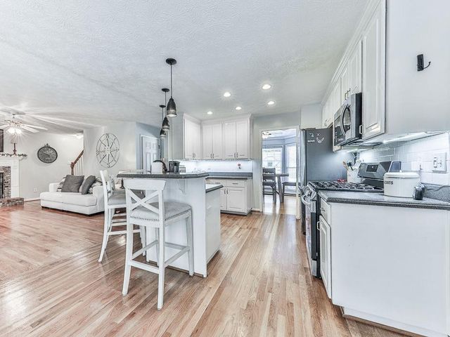 373 Yonah Circle, Woodstock, GA 30189