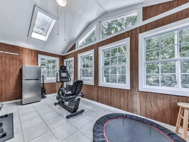 373 Yonah Circle, Woodstock, GA 30189