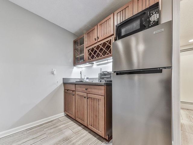 373 Yonah Circle, Woodstock, GA 30189