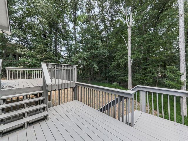 373 Yonah Circle, Woodstock, GA 30189