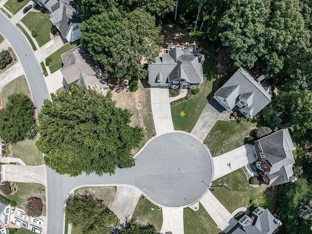 373 Yonah Circle, Woodstock, GA 30189