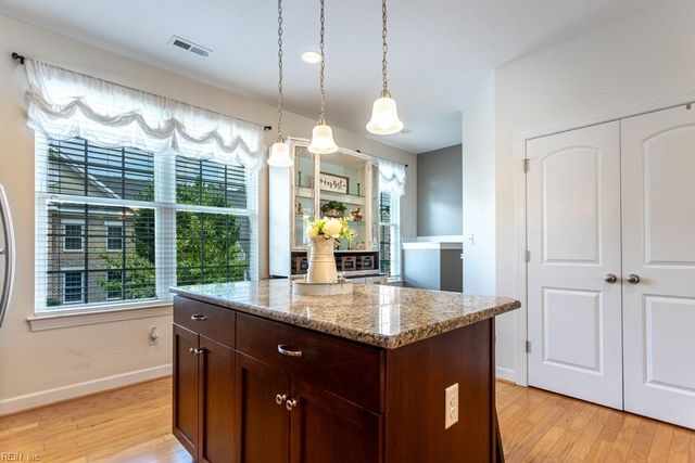509 Fleming WAY, Yorktown, VA 23692