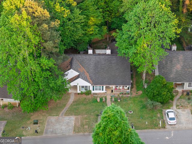 5144 Hill Farm Drive NE, Woodstock, GA 30188