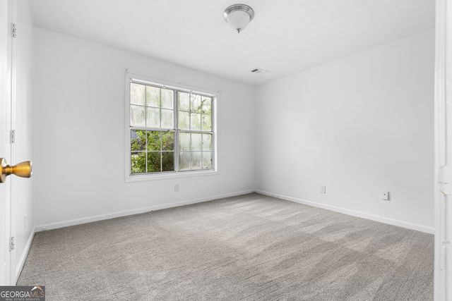 5144 Hill Farm Drive NE, Woodstock, GA 30188