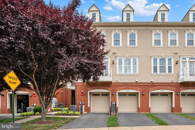 42572 WILDLY TER, Ashburn, VA 20148