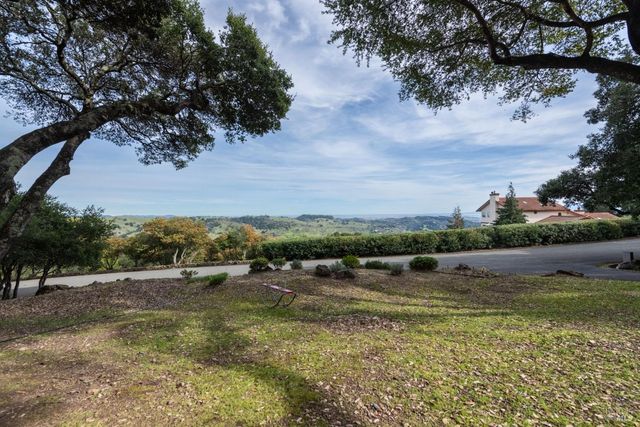 4540 St Andrews Ct, Fairfield, CA 94534