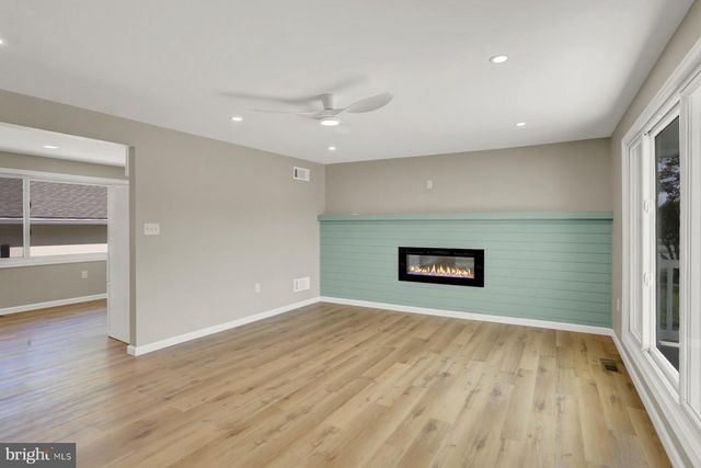 5436 UNION DEPOSIT RD, Harrisburg, PA 17111